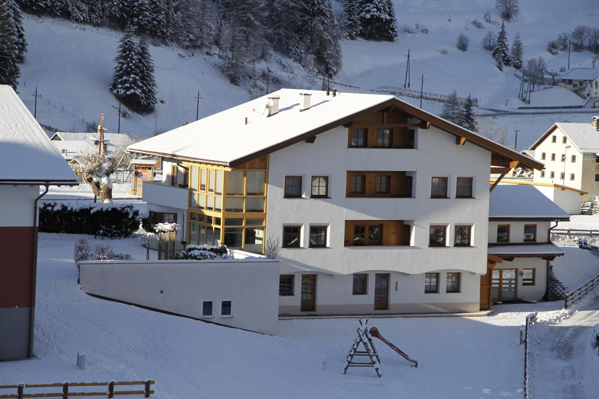 Alberts Bellevue Appartements Nauders Exterior foto